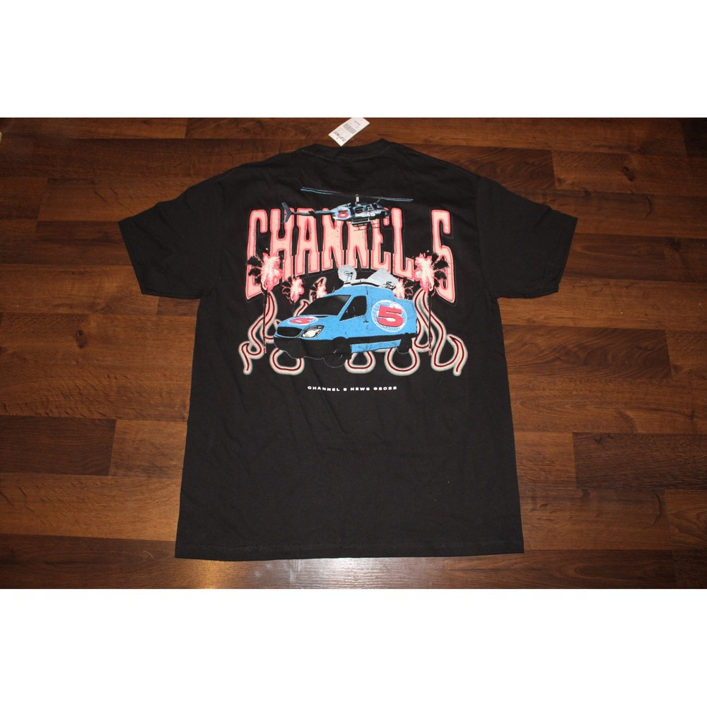 Zumiez Channel 5 Graphic Print Crew Neck‎ T-Shirt Mens Large Deadstock - Picture 3 of 9
